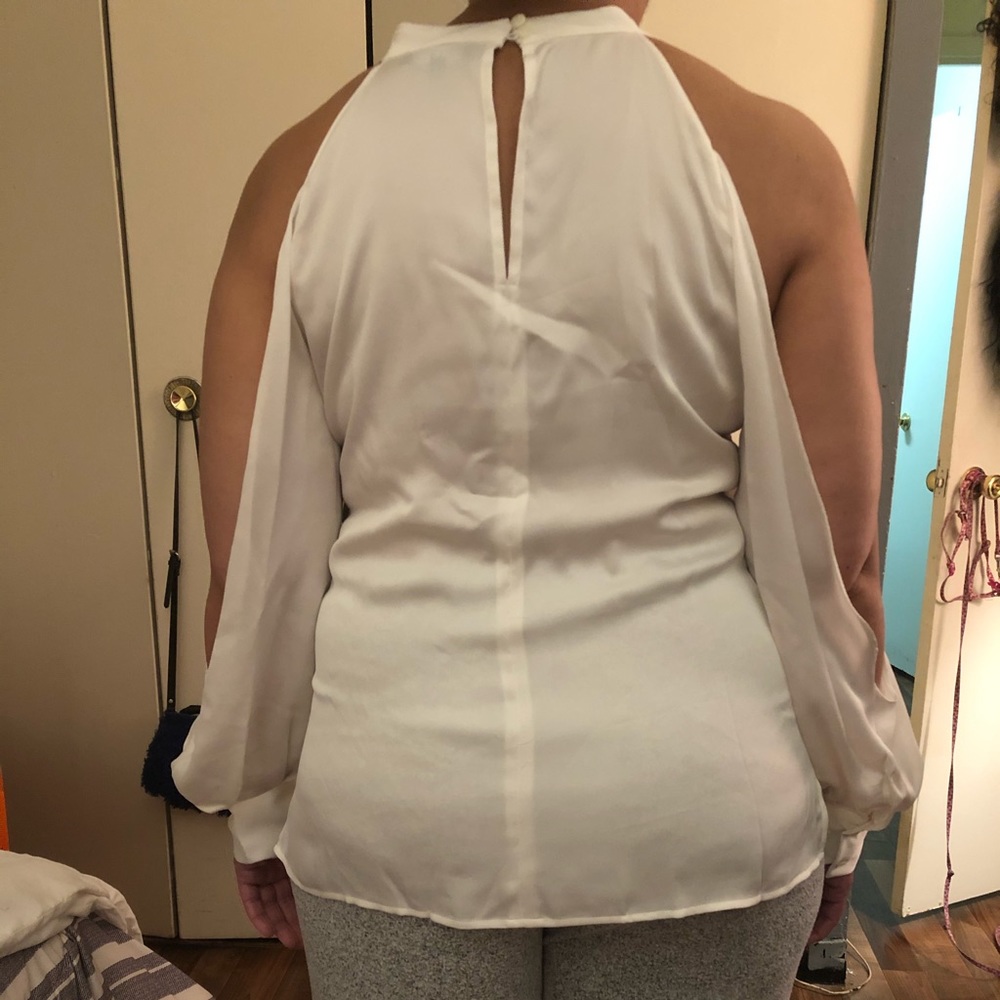 Blouse - Picture 2 of 5